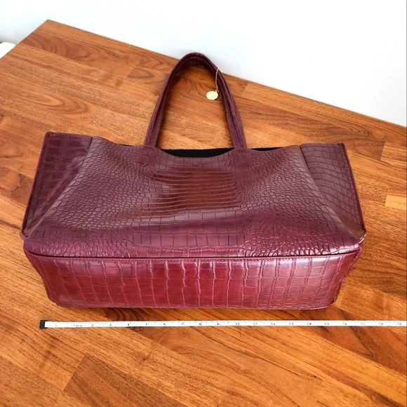 CATCH ALL TOTE CROC EFFECT - Picture 6 of 11